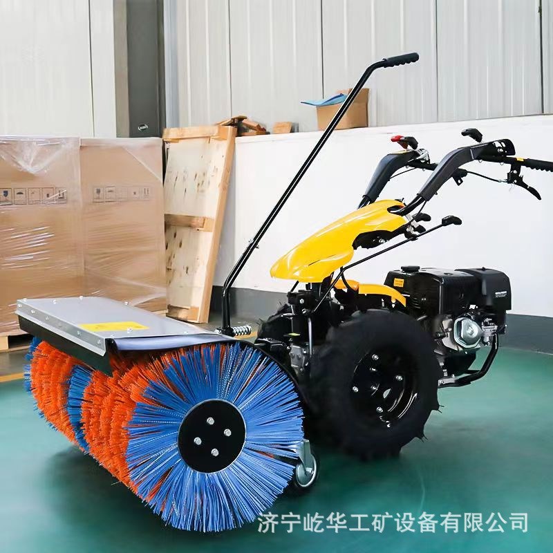 供应全齿轮多功能可换抛头路面除雪机小型手X推式扫雪机
