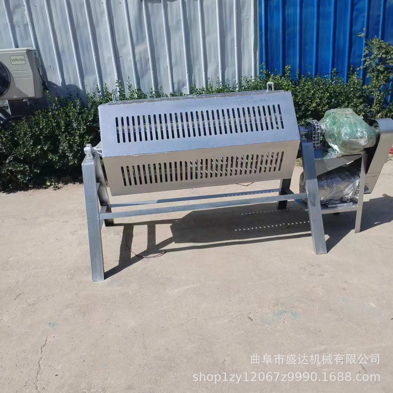 供应不锈钢配件批量滚筒抛光机小型冰块打磨抛冰机洗钉机