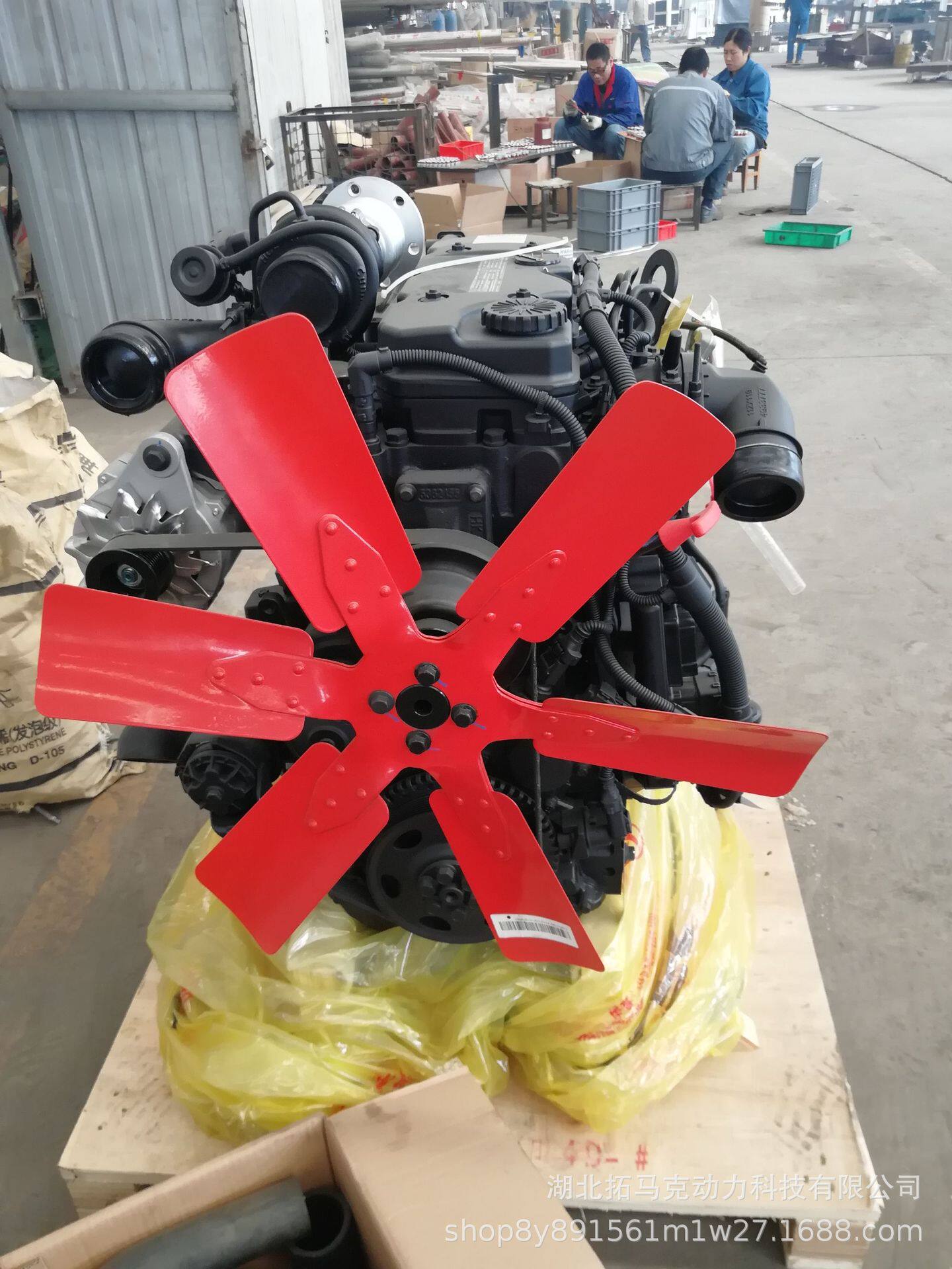 5.9L排量康明斯柴油发动机总成6BT5.9-C135