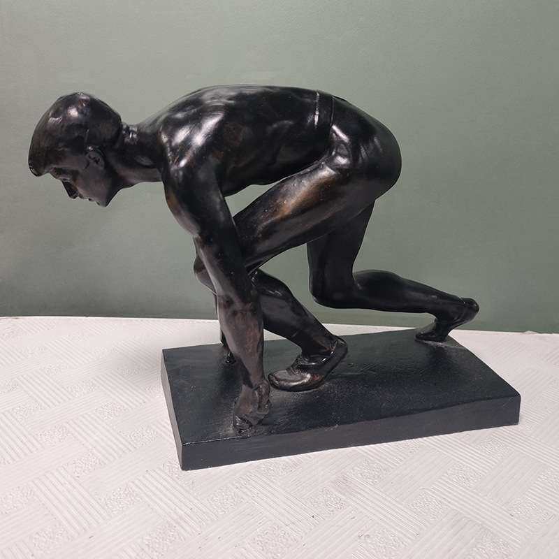 厂家供应 仿古树脂工艺起跑雕塑 新古典做旧欧式人物雕像装饰品
