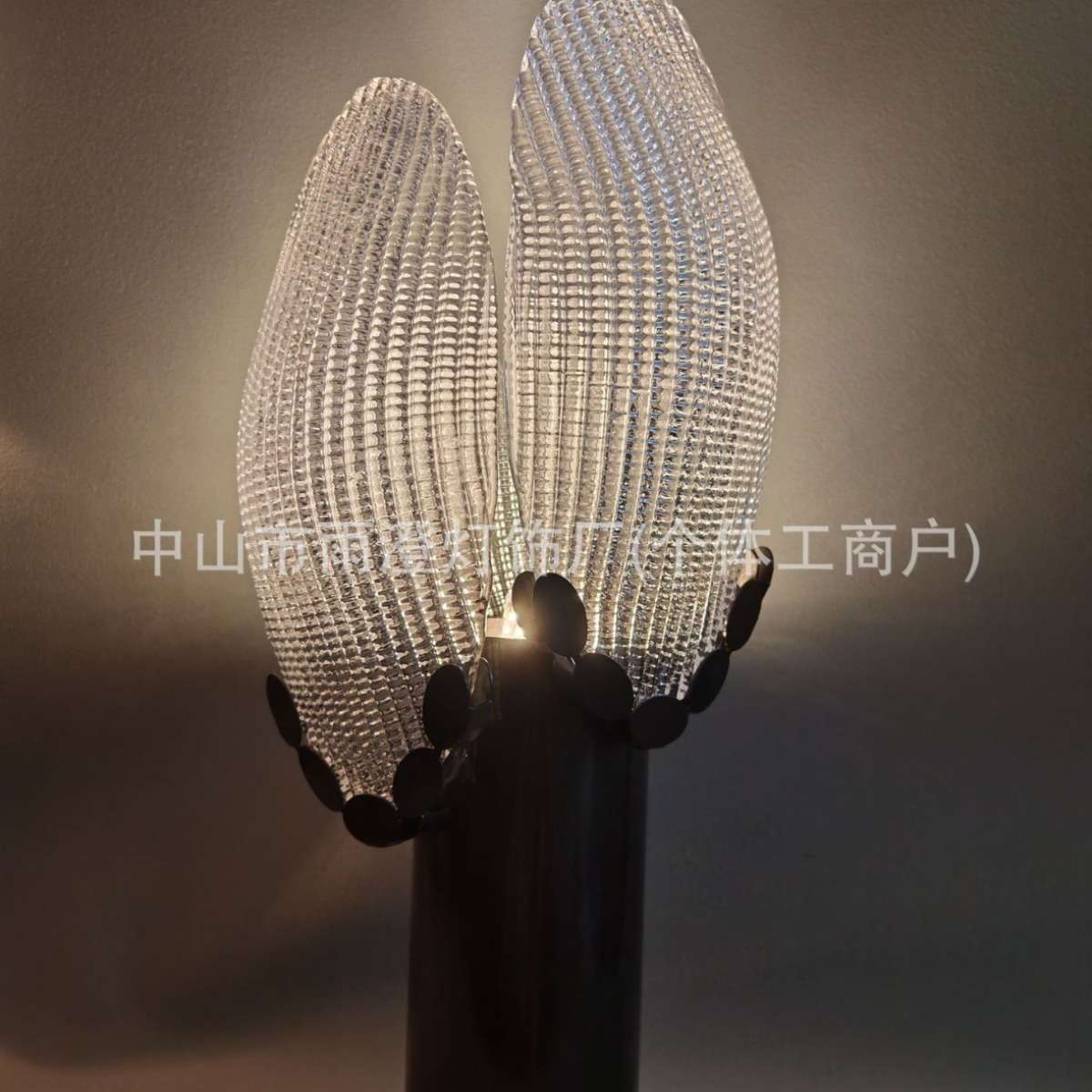 后现代装饰台灯时尚艺术北欧简约设计师款创意样板房卧室床头灯具