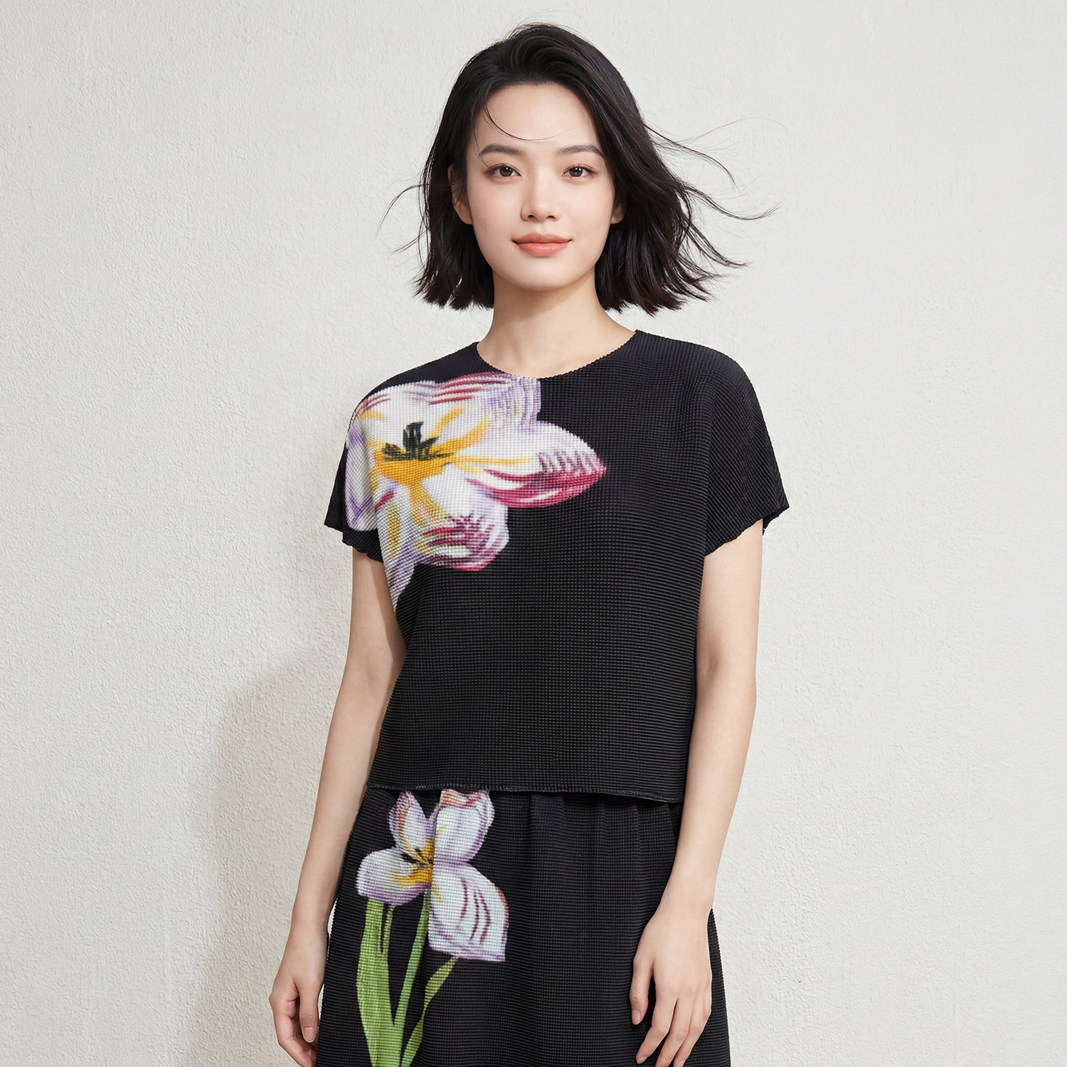 三宅风大花印花褶皱短袖上衣女 夏季圆领肌理感短款T恤显瘦百搭