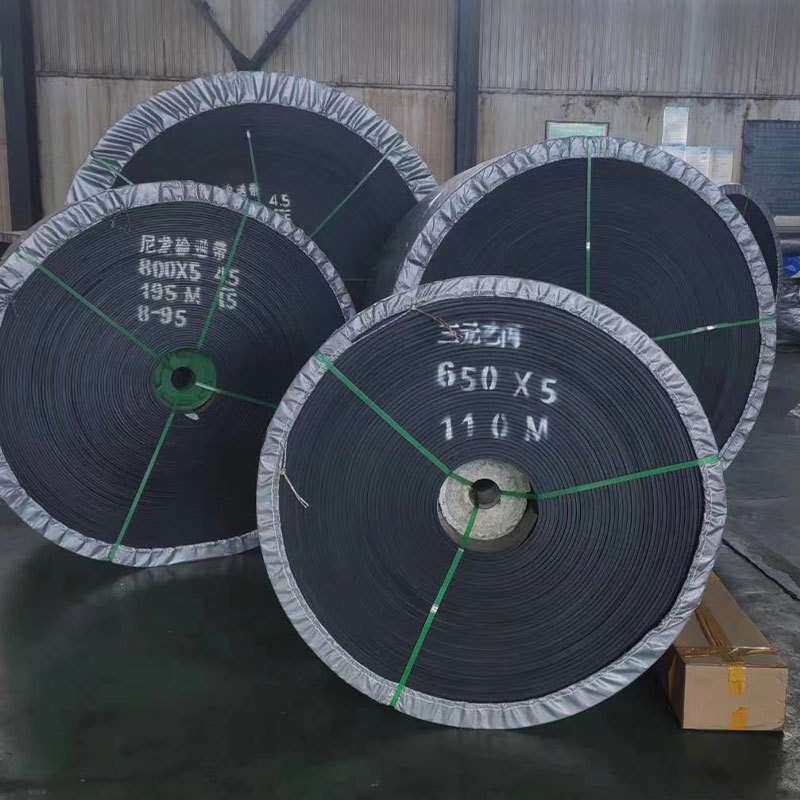 尼龙输送带矿用耐高温橡胶平面帆布提升机传送带耐磨传送带输送带