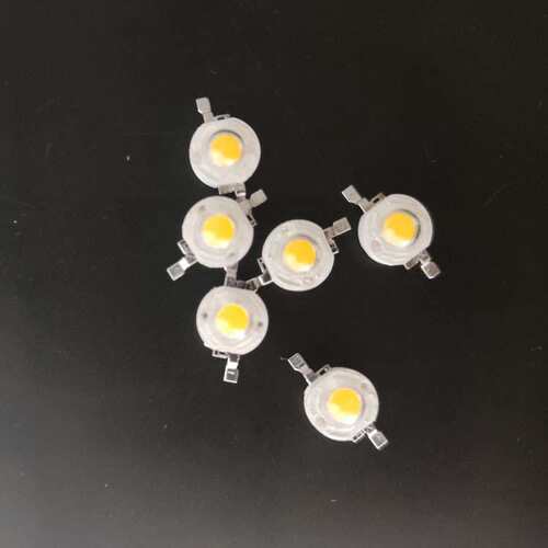 led大功率led灯珠1W3W5W暖白光红蓝绿光UV四脚RGB仿流明仿流明灯