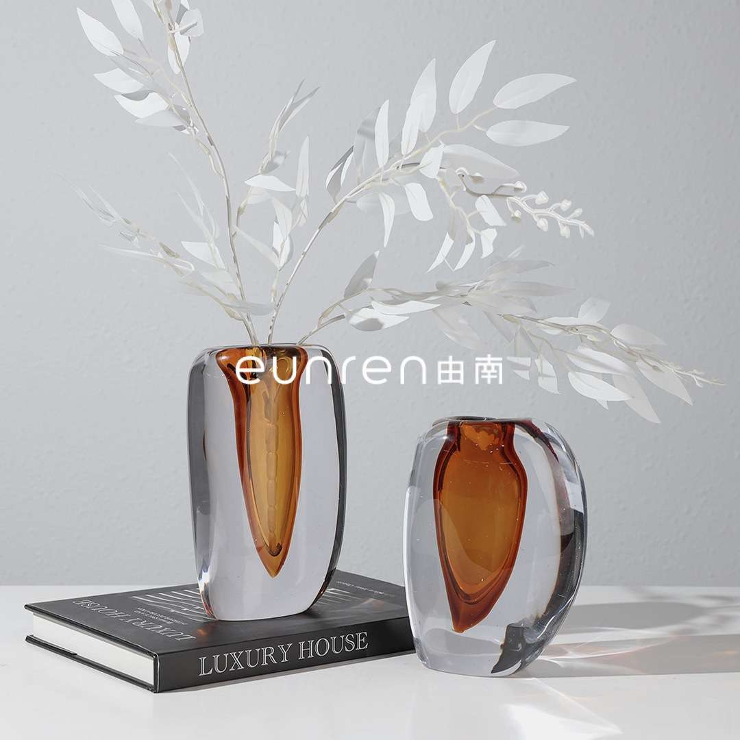 简约现代玻璃窗家具茶几玻璃插花器样板房间售楼处玄关电视柜花瓶
