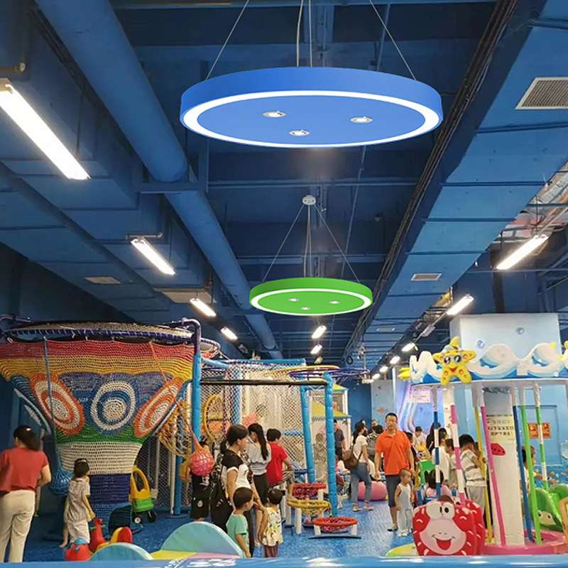 室内游乐园彩色现代简约办公室吊灯会议室创意园型led餐厅造型灯