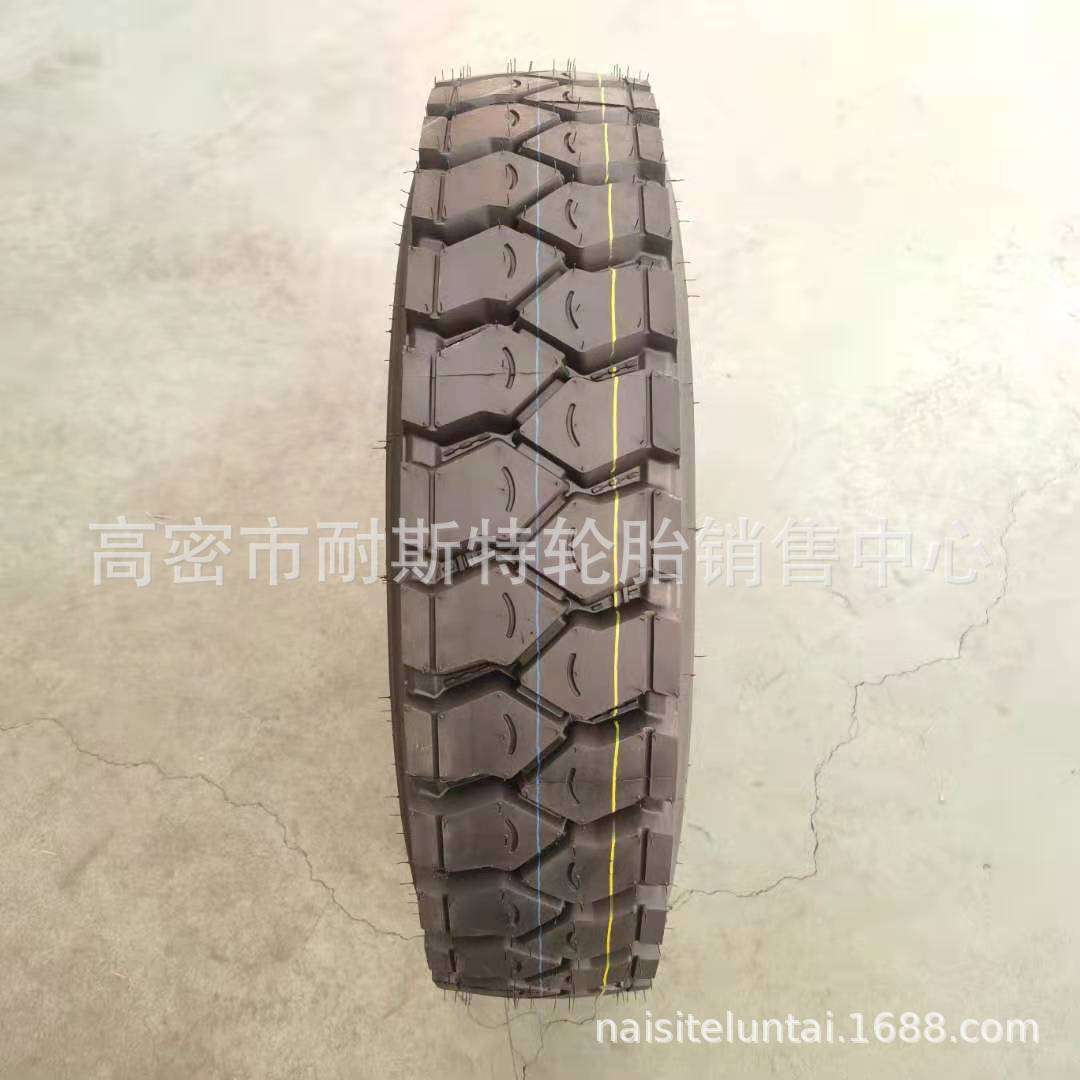 小货车轮胎825R16LT全钢轻卡汽车轮胎 8.25r16 三线 中花 矿花