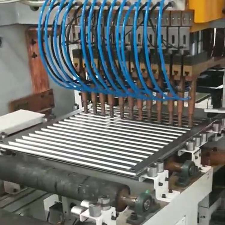 1000KVA三相油浸式变压器散热器自动生产线 骏腾发厂家