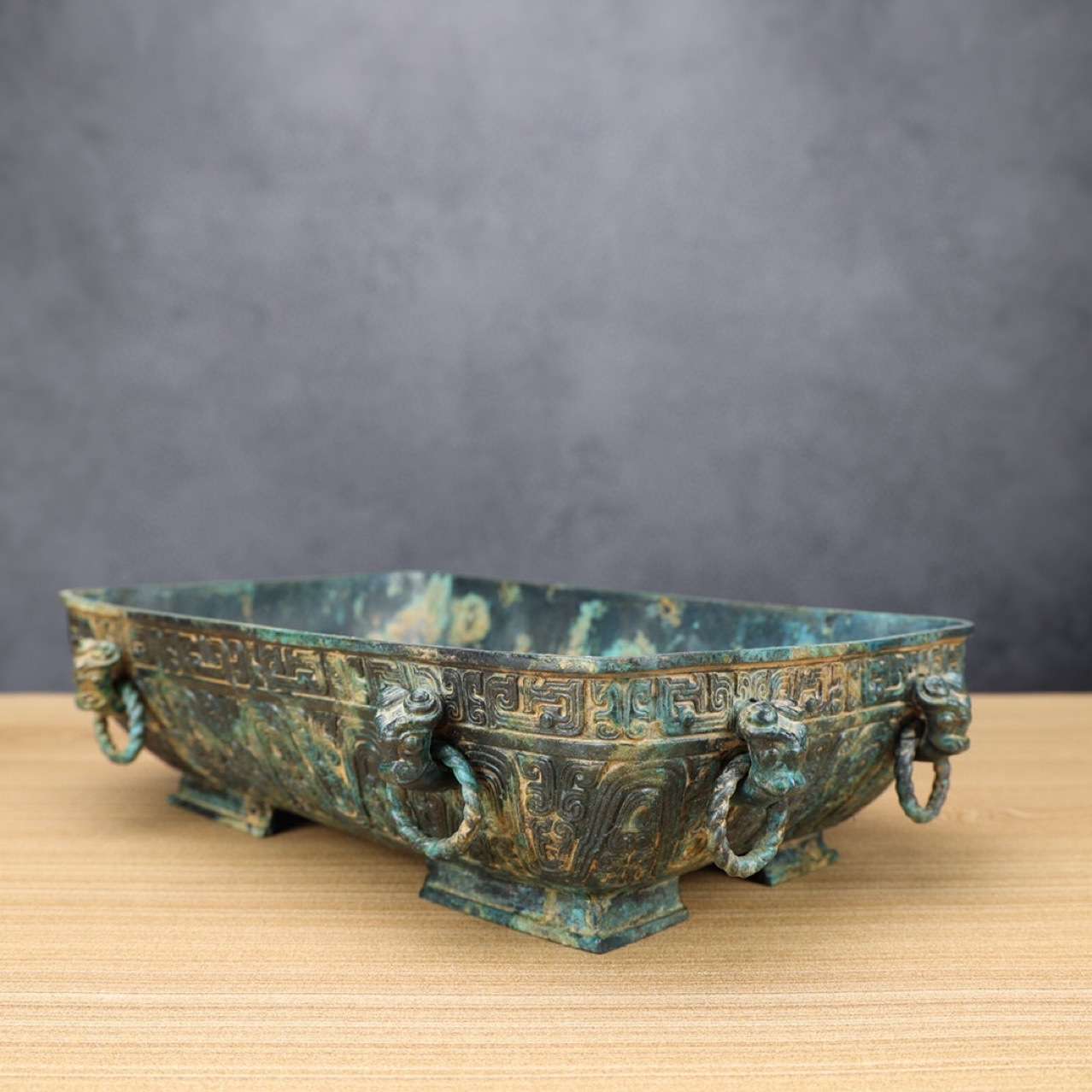仿古青铜器虢季子白盘青铜盘青铜铭文盘博物馆复刻收藏品