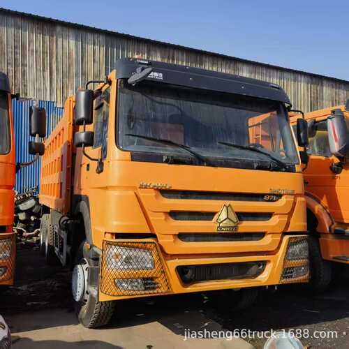 重汽豪沃6x4双驱自卸卡车