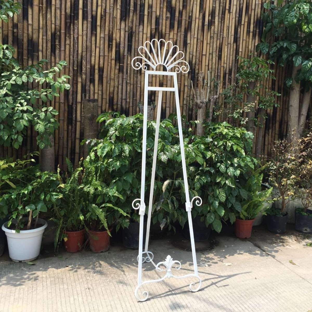 跨境爆品欧式铁艺画架婚庆道具展示架美术油画素描架子KT板支撑架