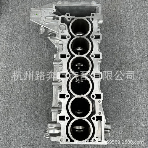 适用宝马N55B30/X4/X5/X6缸盖