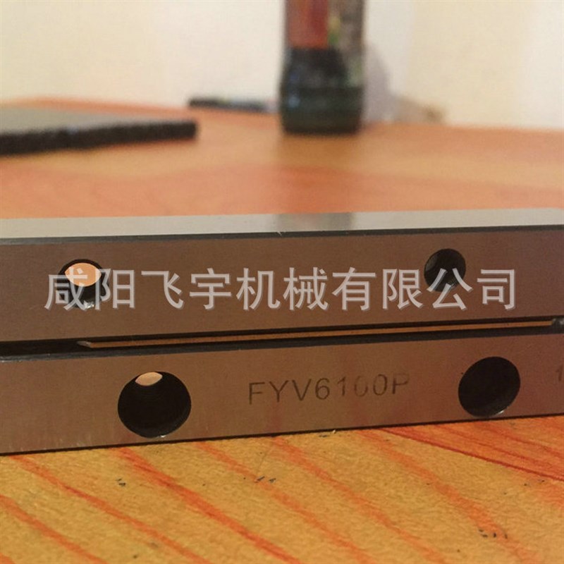 国产交叉滚子导轨 十字塑料交叉A滚柱导轨 v6滚柱型交叉滚子导轨