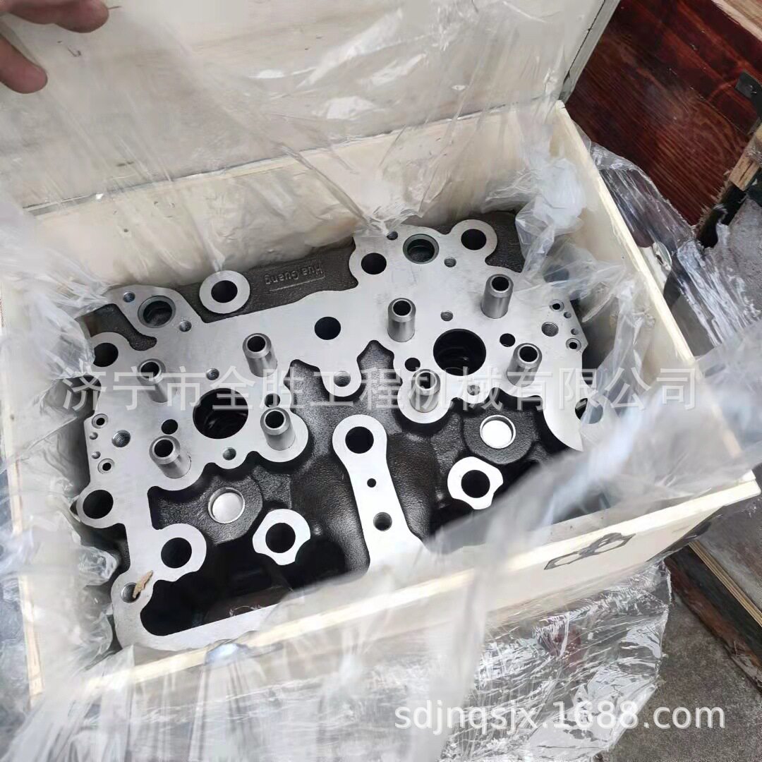 SD32推土机发动机总成