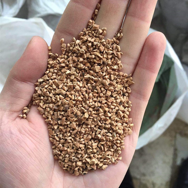 核桃砂磨料溜光机震动盘滚筒抛光研E磨汽修除积碳船用核桃壳磨料