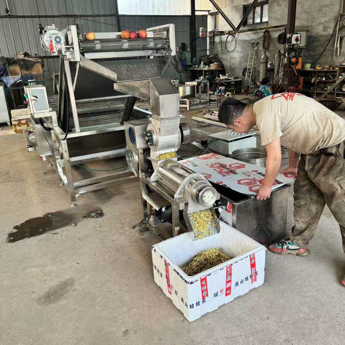 刺梨果榨汁机 原味果汁饮料挤压打汁机 工业大产量压汁机