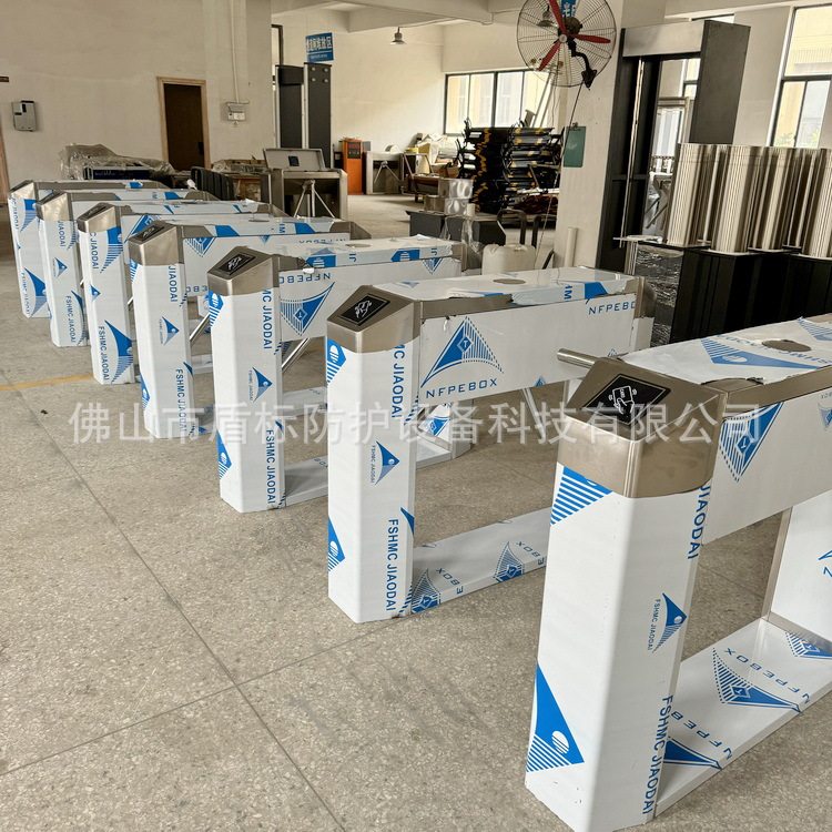 人行通道三辊闸幼儿园景区超市入口手推单项旋转门刷卡人流量计数