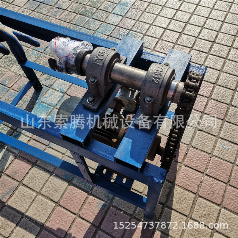 丝杠顶托链条式穿墙清灰除锈机