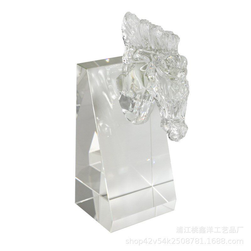 北欧创意透明水晶骏马书靠摆件样板房售楼部卧室书房桌面工艺品