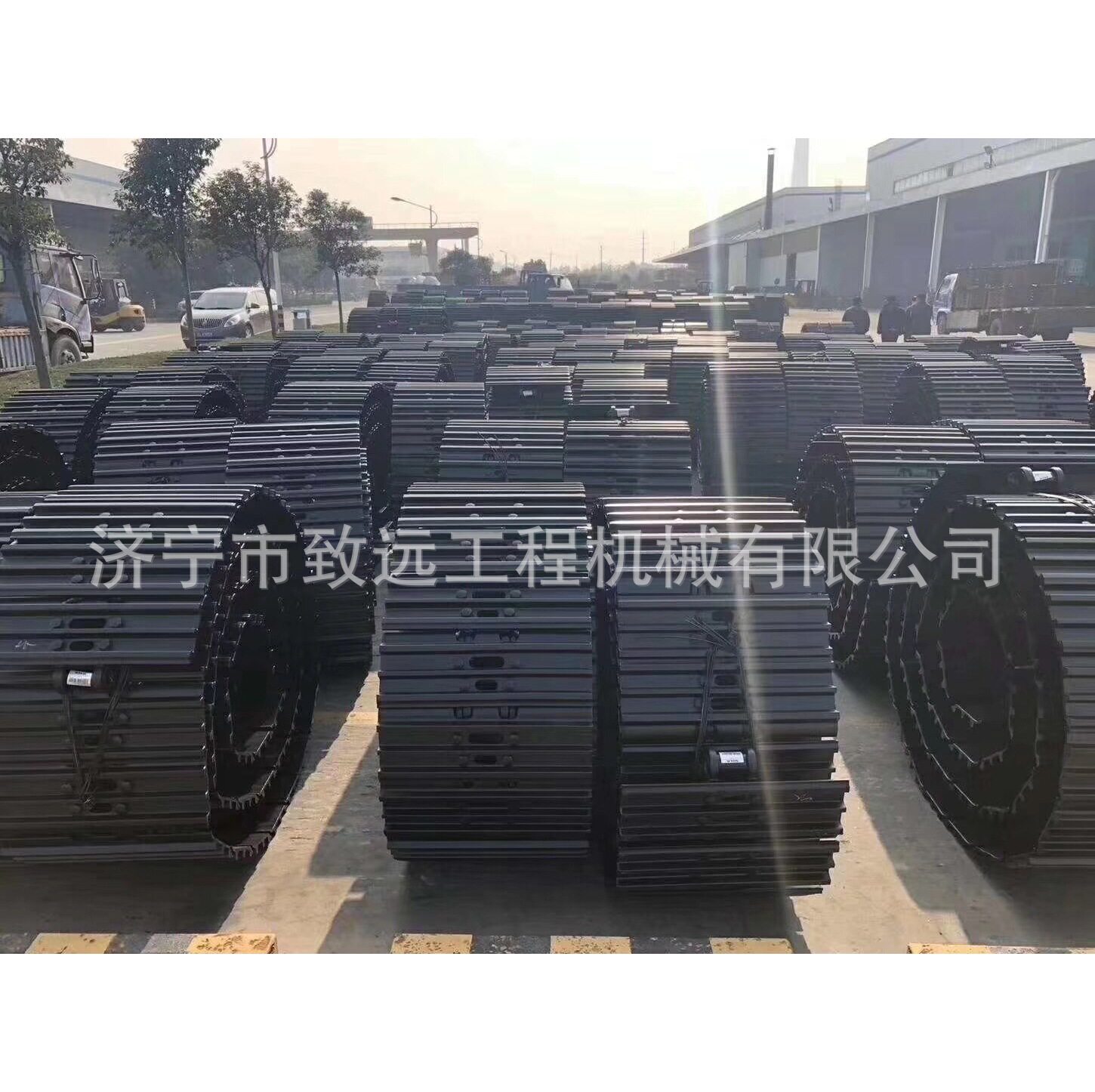 履带链板制造厂家挖掘机底盘推土机底盘旋挖钻底盘件四轮一带