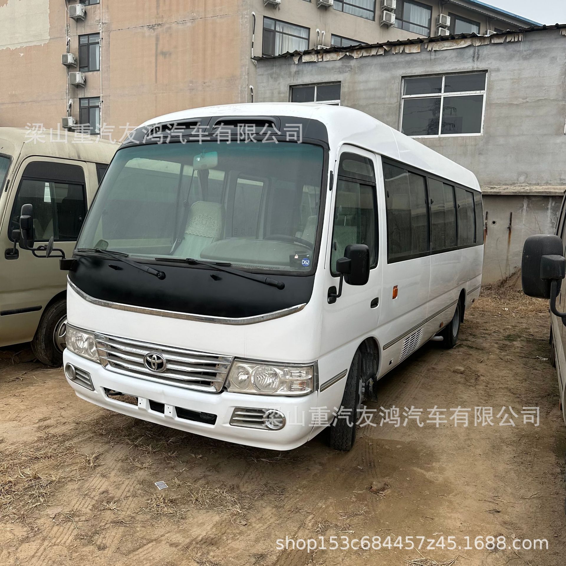 跨境出口精品考斯特23座可加座椅考斯特中巴客车中型豪华客舱巴士