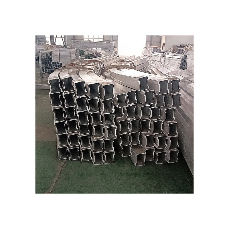 生产生产各种铝合金q护栏可据图片制作花形也可加工立柱
