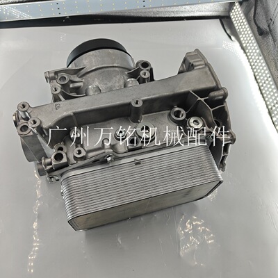 沃尔沃EC350D机油散热器总成