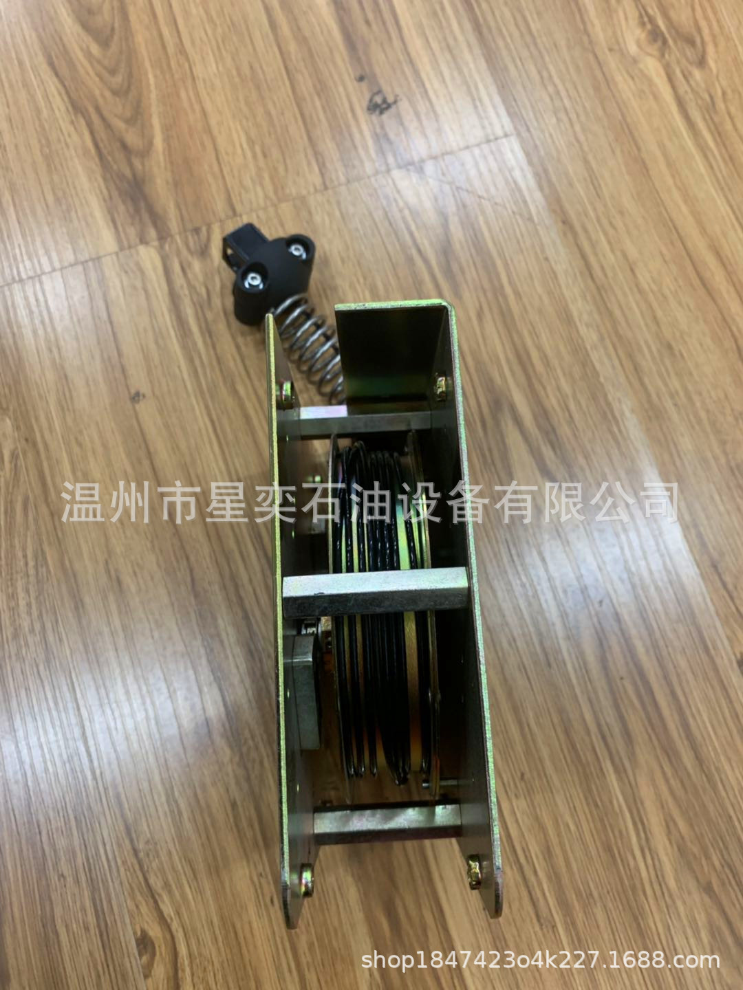 加油机胶管拉伸悬挂平衡器