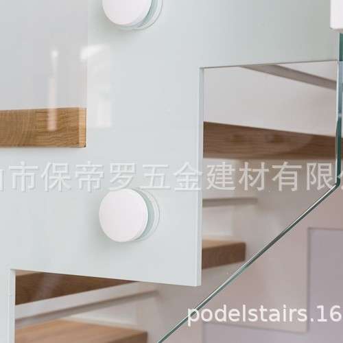 保帝罗楼梯栏杆玻璃护栏钢木楼梯铁艺 扶手橡木