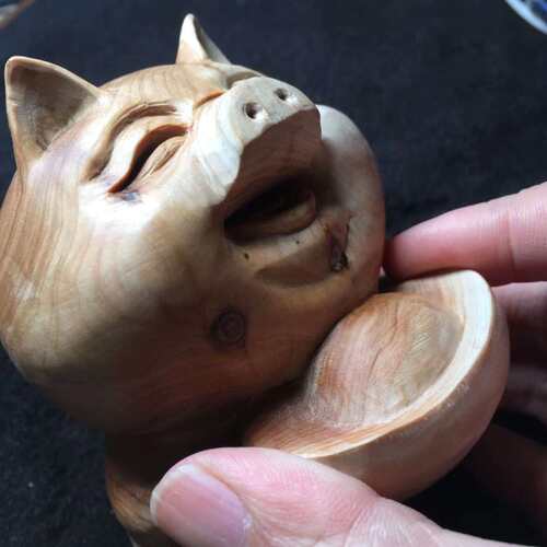 崖柏猪猪小摆件可爱喜气洋洋