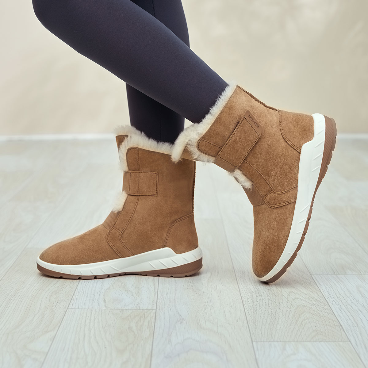 COZY STEPS可至女士秋冬季舒适羊皮毛一体保暖防寒大码雪地靴8112
