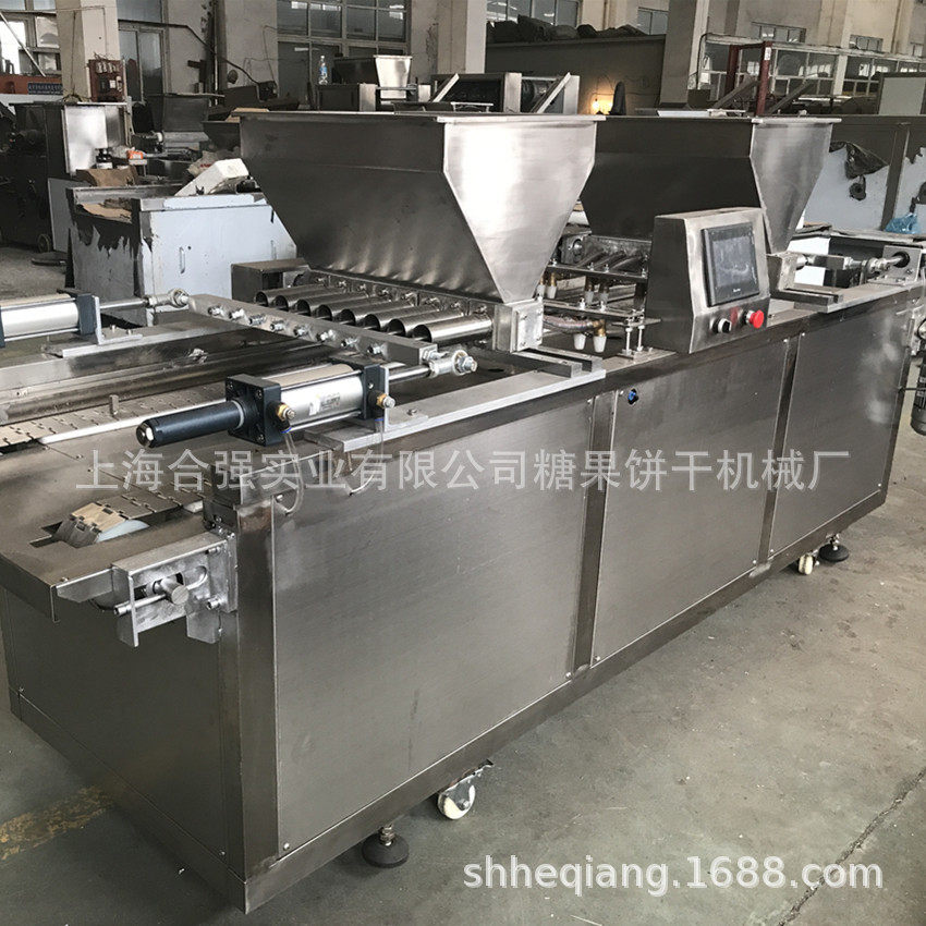 双头双色蛋糕生产线磨宝蛋糕注糊成型机合强蛋糕烘焙设备厂家