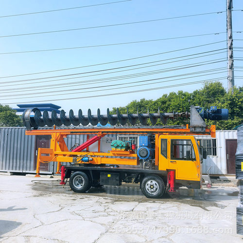 建筑基础工程螺旋打桩机四不像轮式大孔径钻孔车12米旱井挖坑机