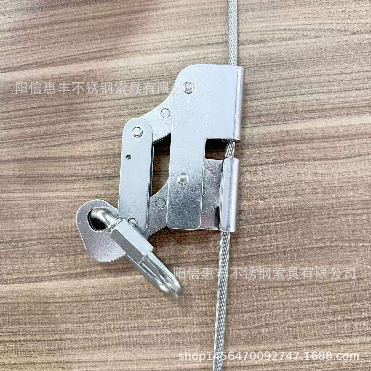 防坠落系统 垂直生命线 屋面水平生命线 安全防护 光伏安装抓紧器