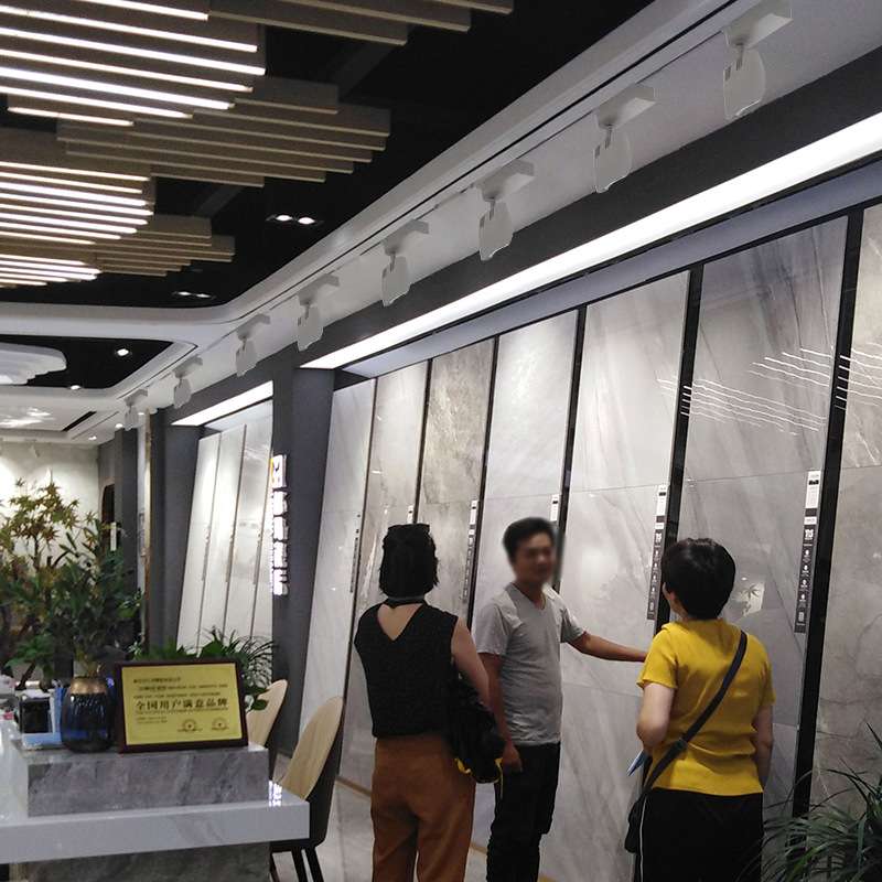 铲灯瓷砖灯扫墙散光射灯COB轨道偏光广角灯展柜画廊LED超亮高显色