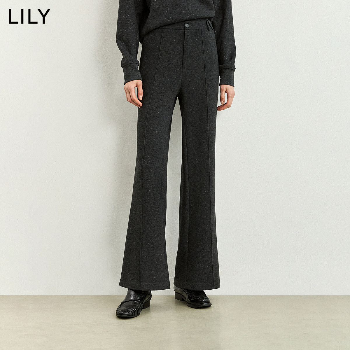 LILY2026冬新款女装格雷系复古休闲修身百搭通勤灰色微喇裤休闲裤