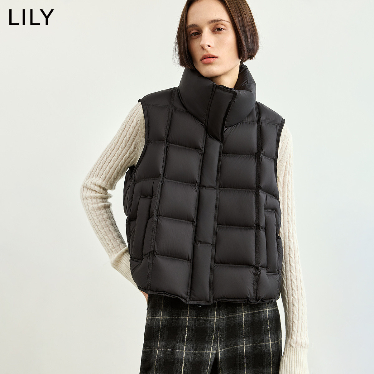 LILY方格立领90鸭绒马甲女