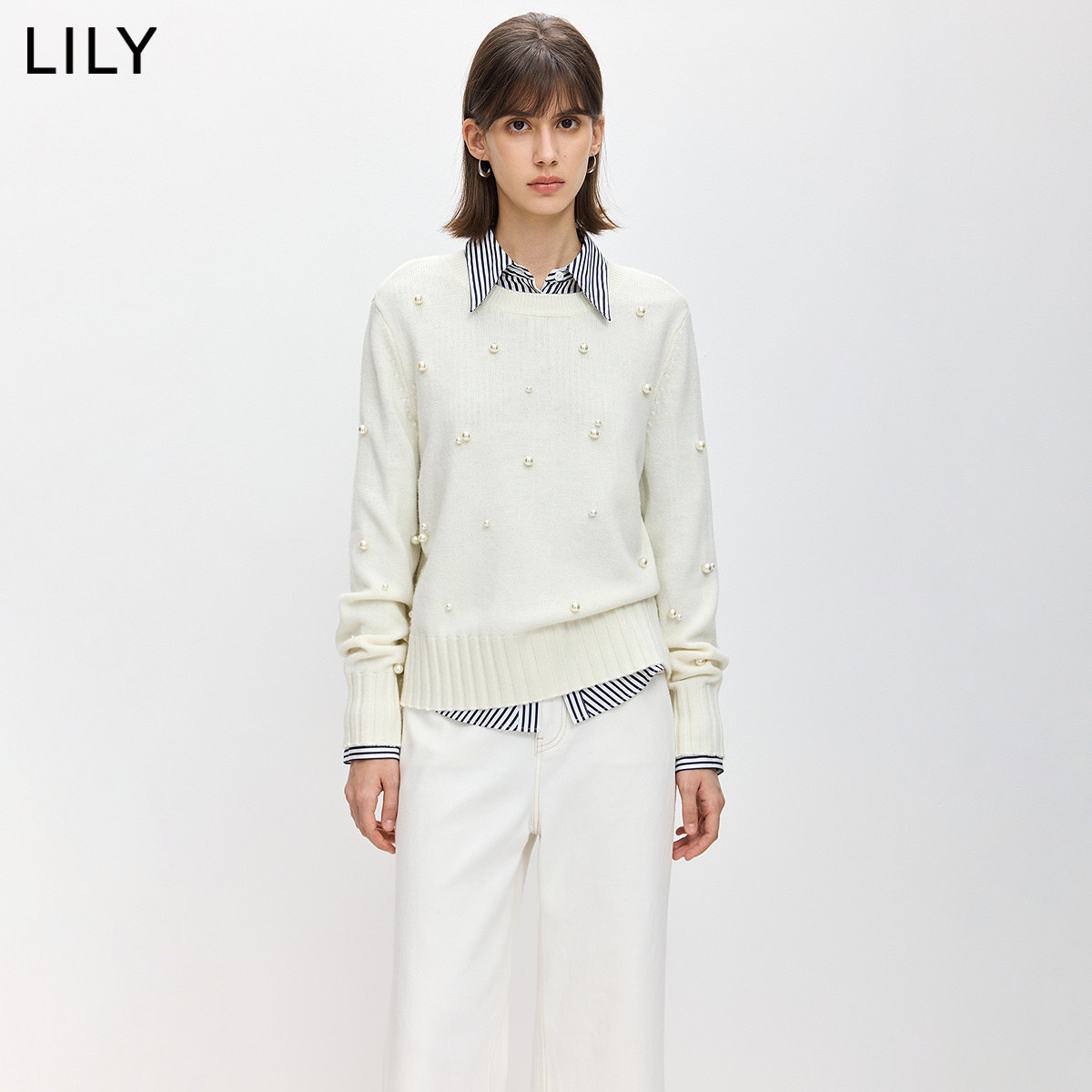 LILY2026春新款女装简约白色气质通勤钉珠圆领套头圆领针织衫毛衣