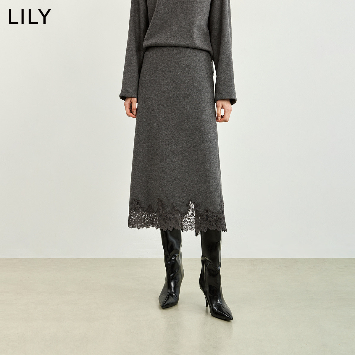 LILY2026冬新款复古蕾丝花边开叉宽松休闲通勤半身裙直筒裙女长款