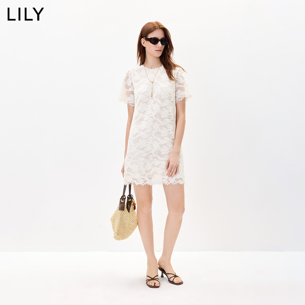 LILY2026夏新款女装法式蕾丝钩花宽松休闲气质通勤圆领短袖连衣裙