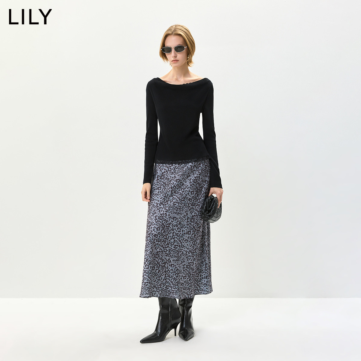LILY2026秋新款女装羊毛混纺复古蕾丝拼接修身百搭通勤套头针织衫