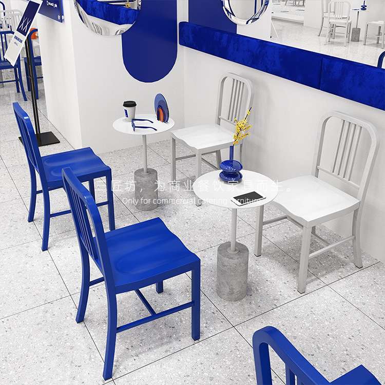 甜品奶茶店商用凳子网红克莱因蓝水泥底白色小圆桌咖啡厅桌椅组合
