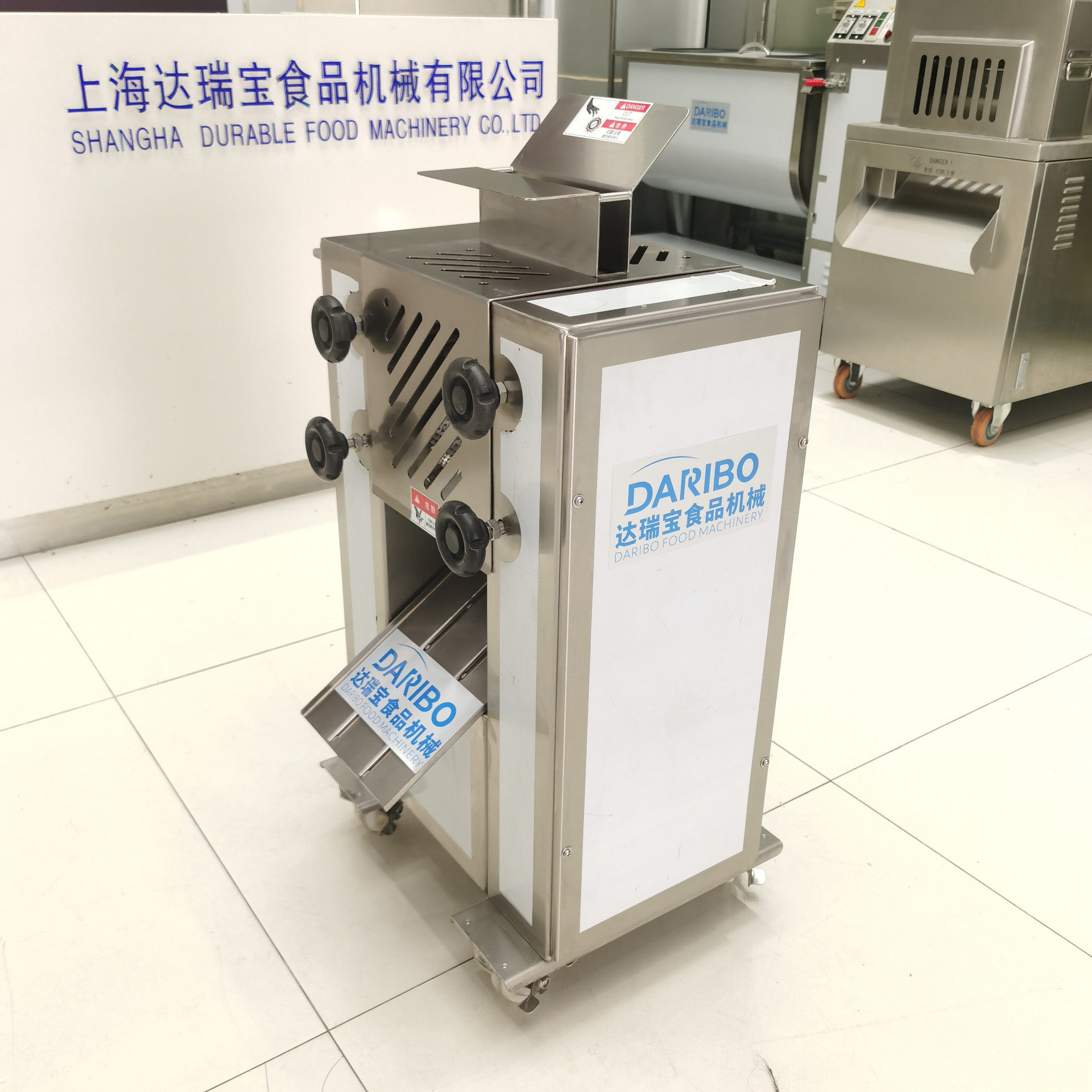 H牛肉猪排断筋嫩化机加大肉片嫩化口感更易入味操作简单易学