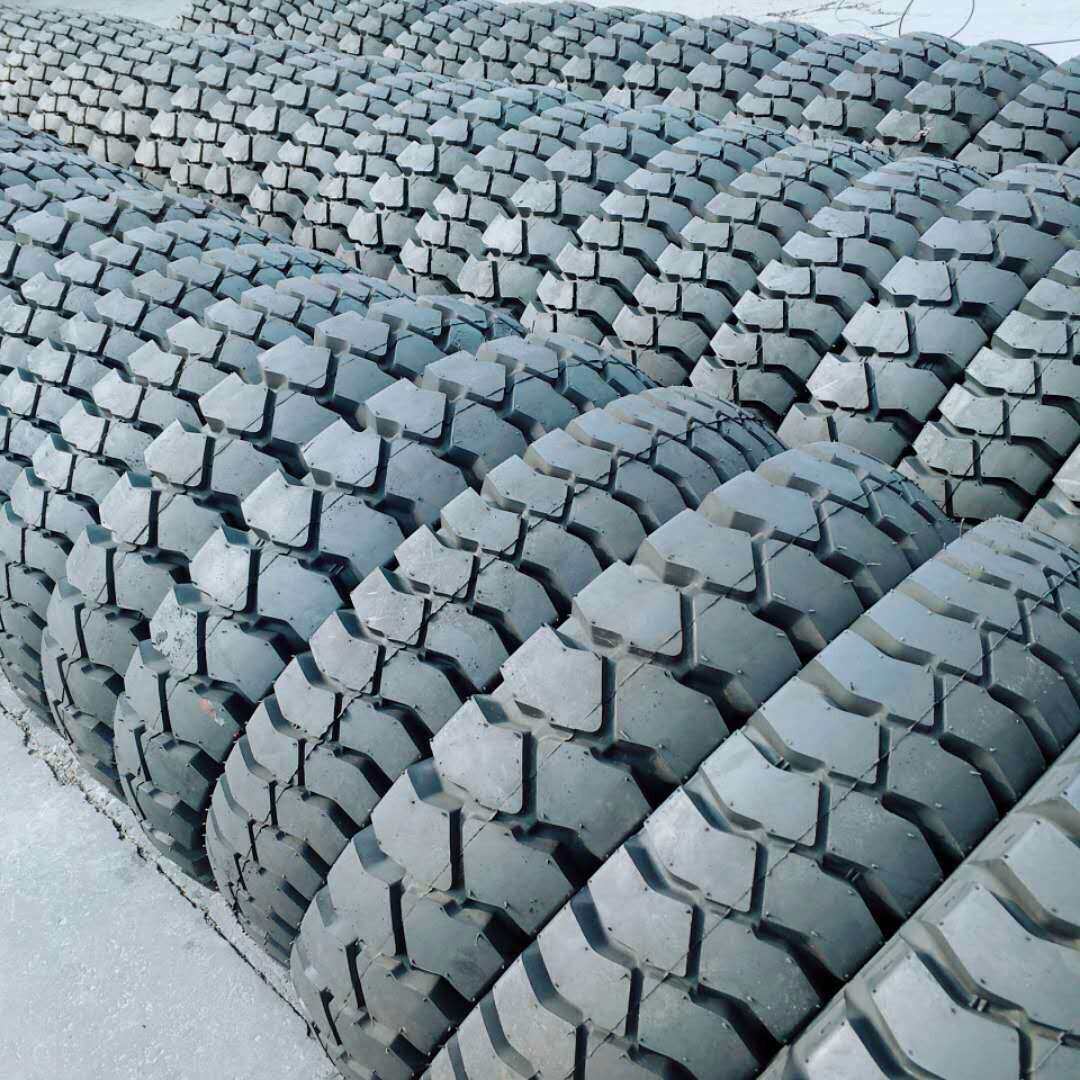 现货销售 900-20实心轮胎 9.00-20叉车实心工程机械轮胎 厂家直销