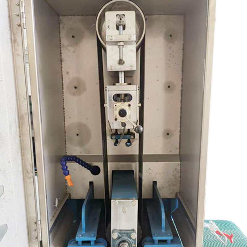 150mm宽输送式自动水磨拉丝机五金工件表面拉丝去毛刺打磨机