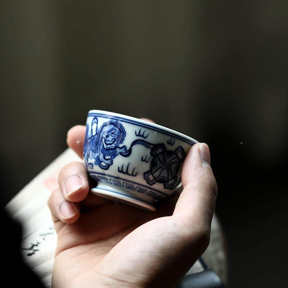 景德镇手青花瓷主杯仿明麒麟杯档品茶茗杯青花龙鸡人纯绘手工杯中