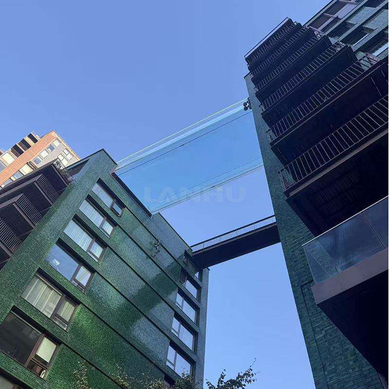 楼亚力无边顶泳池厂家亚克力透明顶楼亚克泳池壁高克空无边泳池设