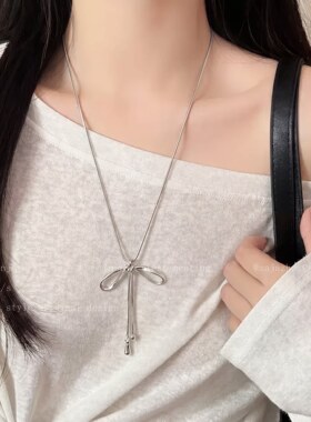 韩系ins蝴蝶结长款项链女小众学生党高级感锁骨链夏银色吊坠配饰