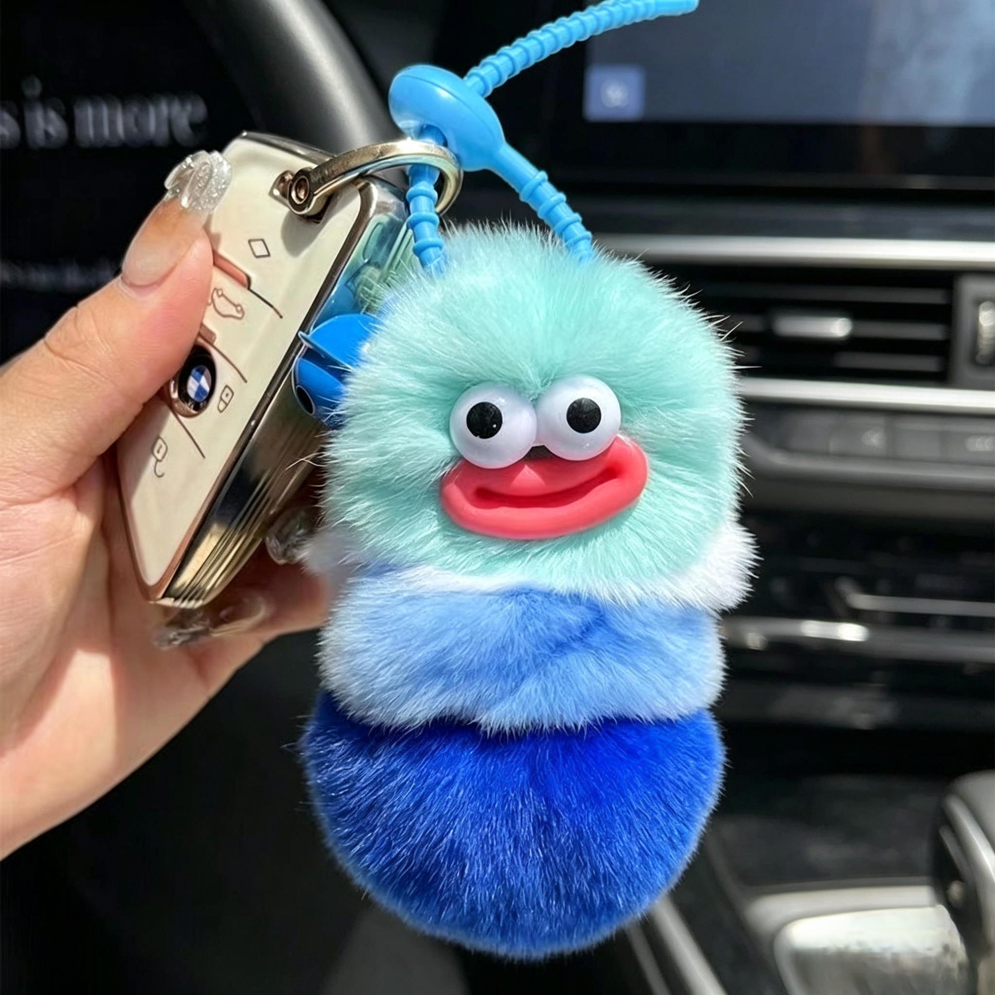 {毛毛虫}可爱獭兔毛汽车钥匙扣包包挂件情侣饰品