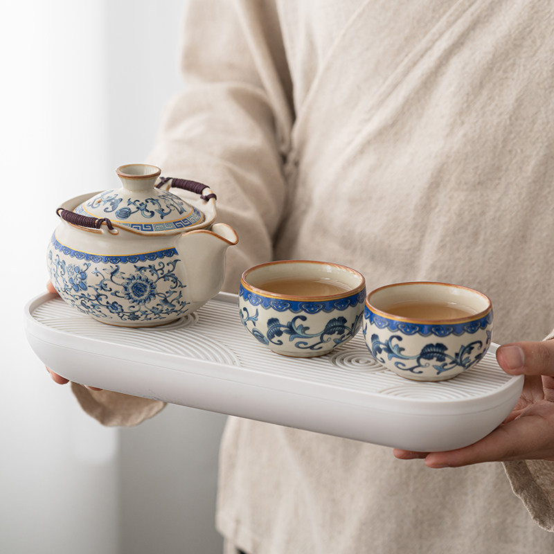 青花缠枝莲家用茶具小套装家用一壶两杯干泡茶盘小型陶瓷茶壶送礼